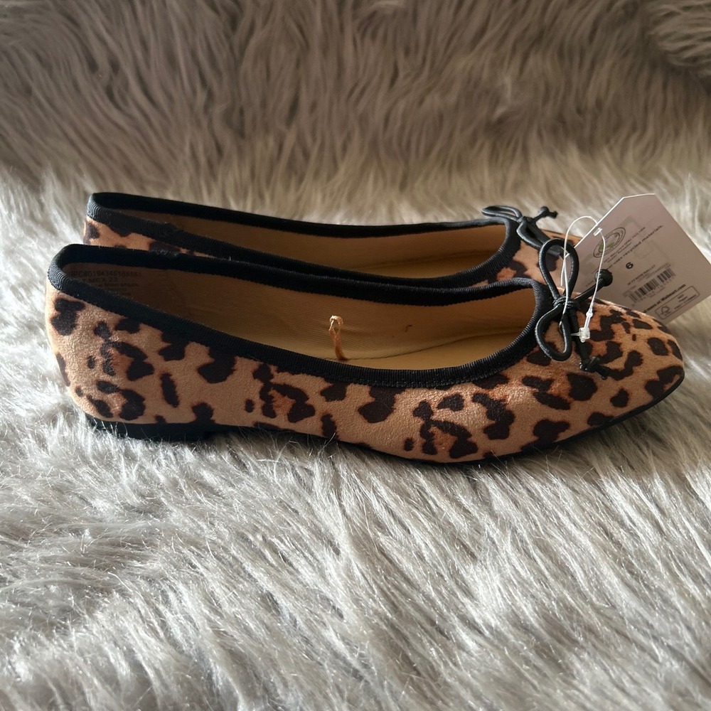 Time And Tru Ballet Bow Flats Womens Size 6 Leopard Slip On‎ Shoes Memory Foam